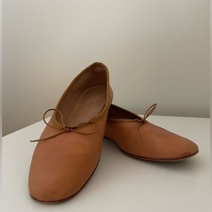 Mansur Gavriel Dream Ballerinas size 37